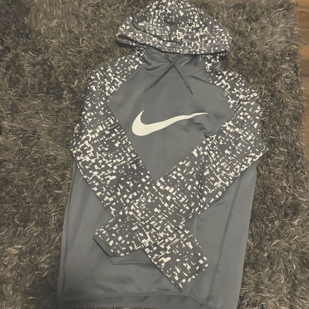 Women’s Nike Dri-Fit Sweatshirt